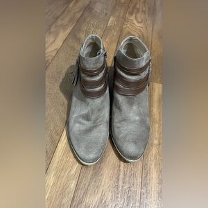 Life Stride Tan and Brown Ankle Booties